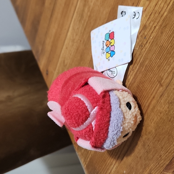 Disney - Sleeping Beauty - Tsum Tsum - Fairy Godmother Flora 3.5" NWT - Picture 1 of 6